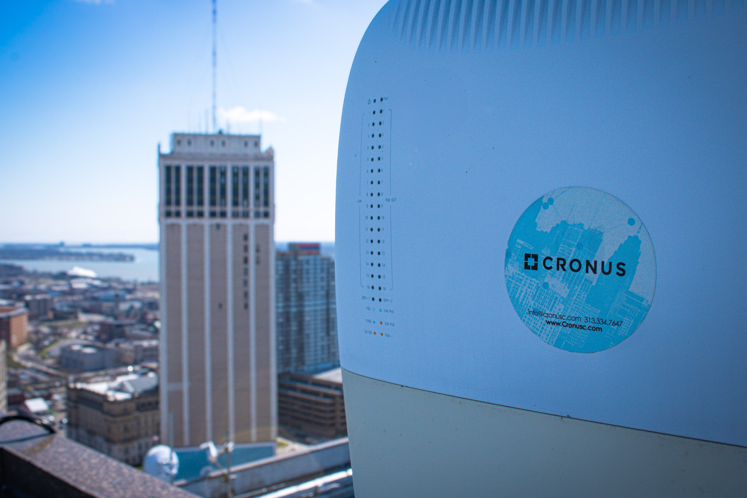 warehouse internet in detroit