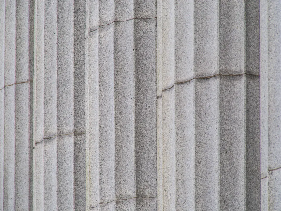 Courthouse columns